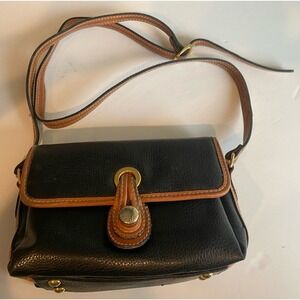 VTG Via Piaggi Black &  Brown Genuine Leather Adjustable Crossbody Purse